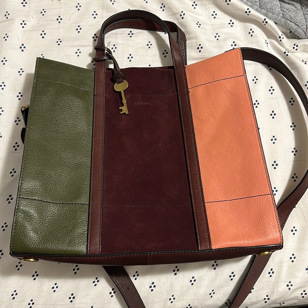 Fossil purse